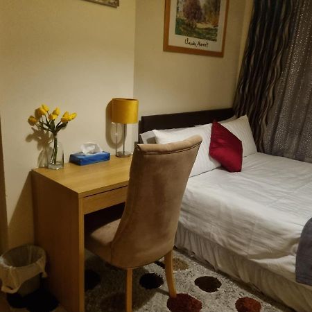 Brooks Homestay ดันดอล์ก ภายนอก รูปภาพ