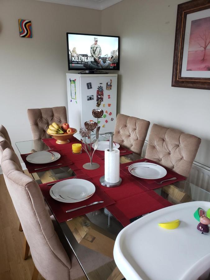 Brooks Homestay ดันดอล์ก ภายนอก รูปภาพ