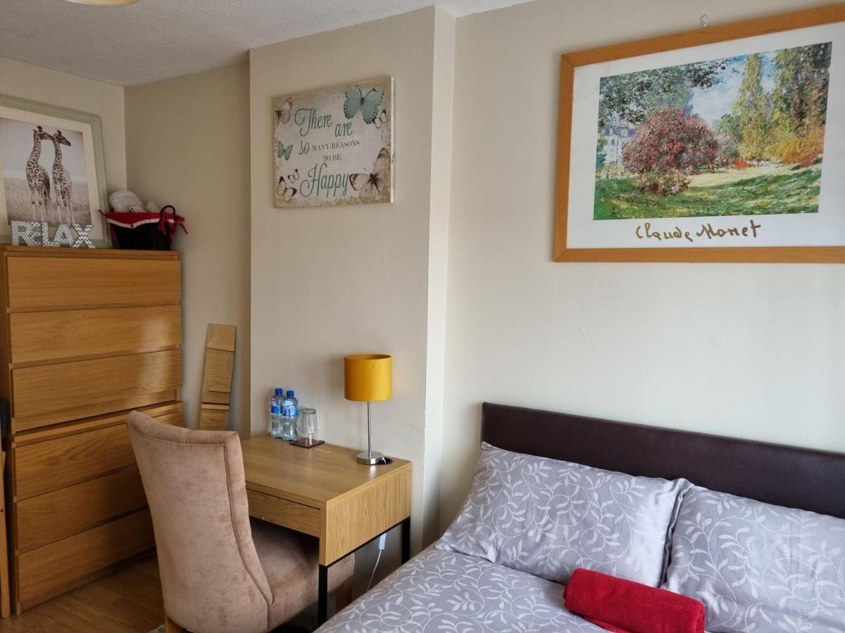 Brooks Homestay ดันดอล์ก ภายนอก รูปภาพ