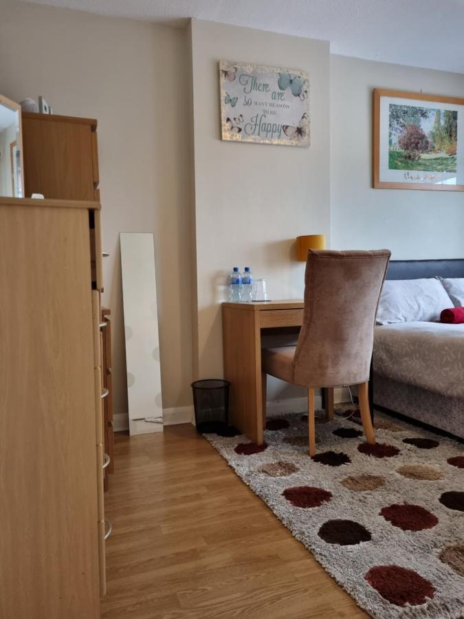 Brooks Homestay ดันดอล์ก ภายนอก รูปภาพ