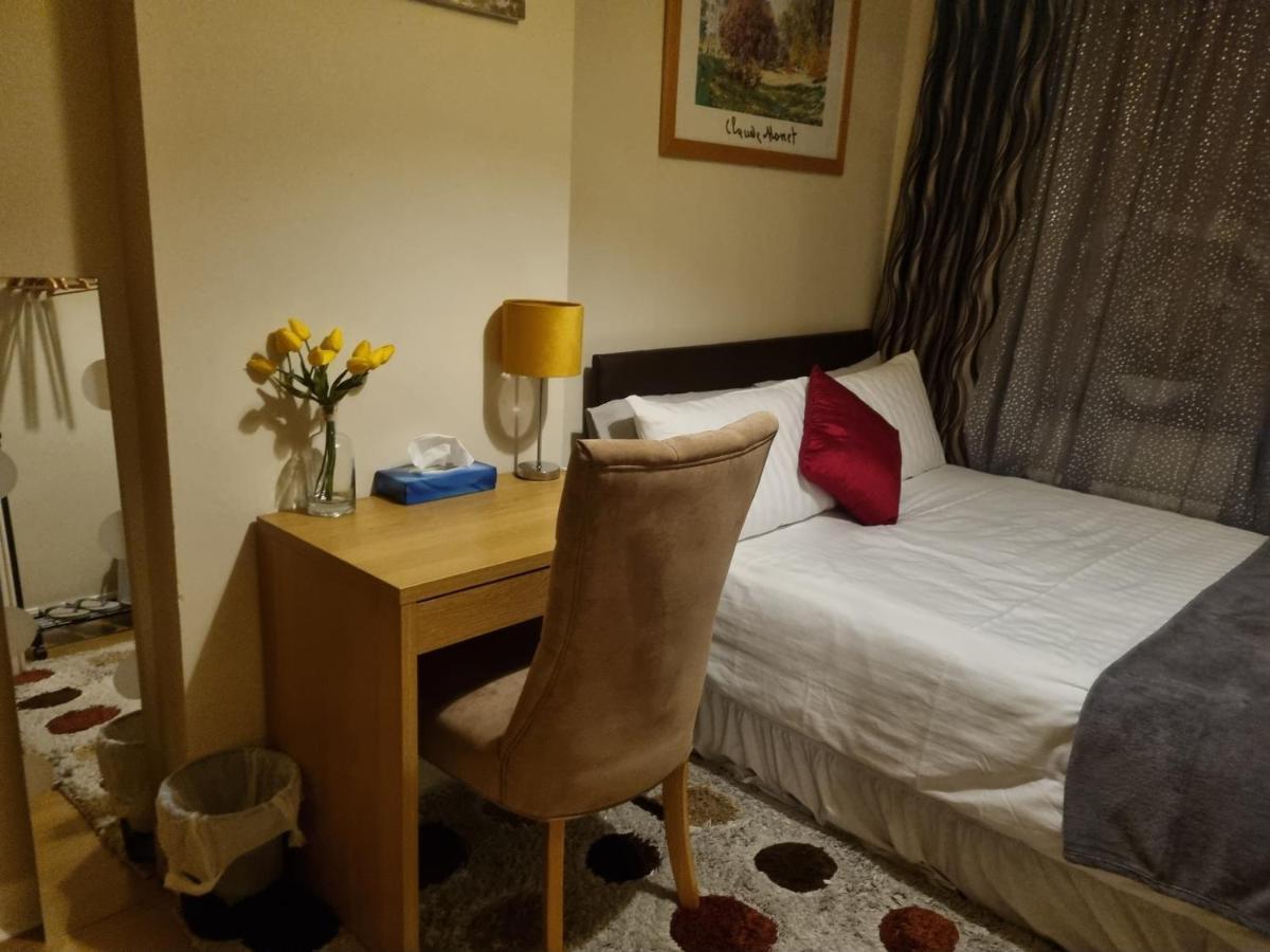 Brooks Homestay ดันดอล์ก ภายนอก รูปภาพ
